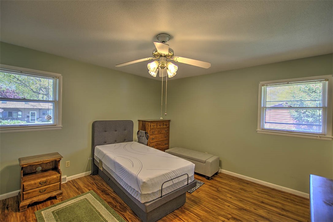 448 Crestline Drive Decatur, IL 62526 - Photo 15 of 27