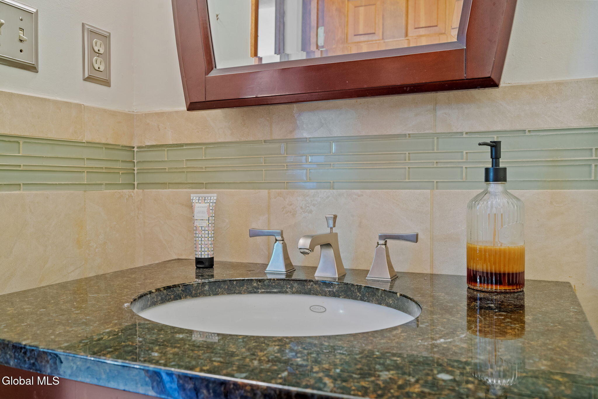 99 Boyack Road Clifton Park, NY 12065 - Photo 27 of 66 IMG_1587