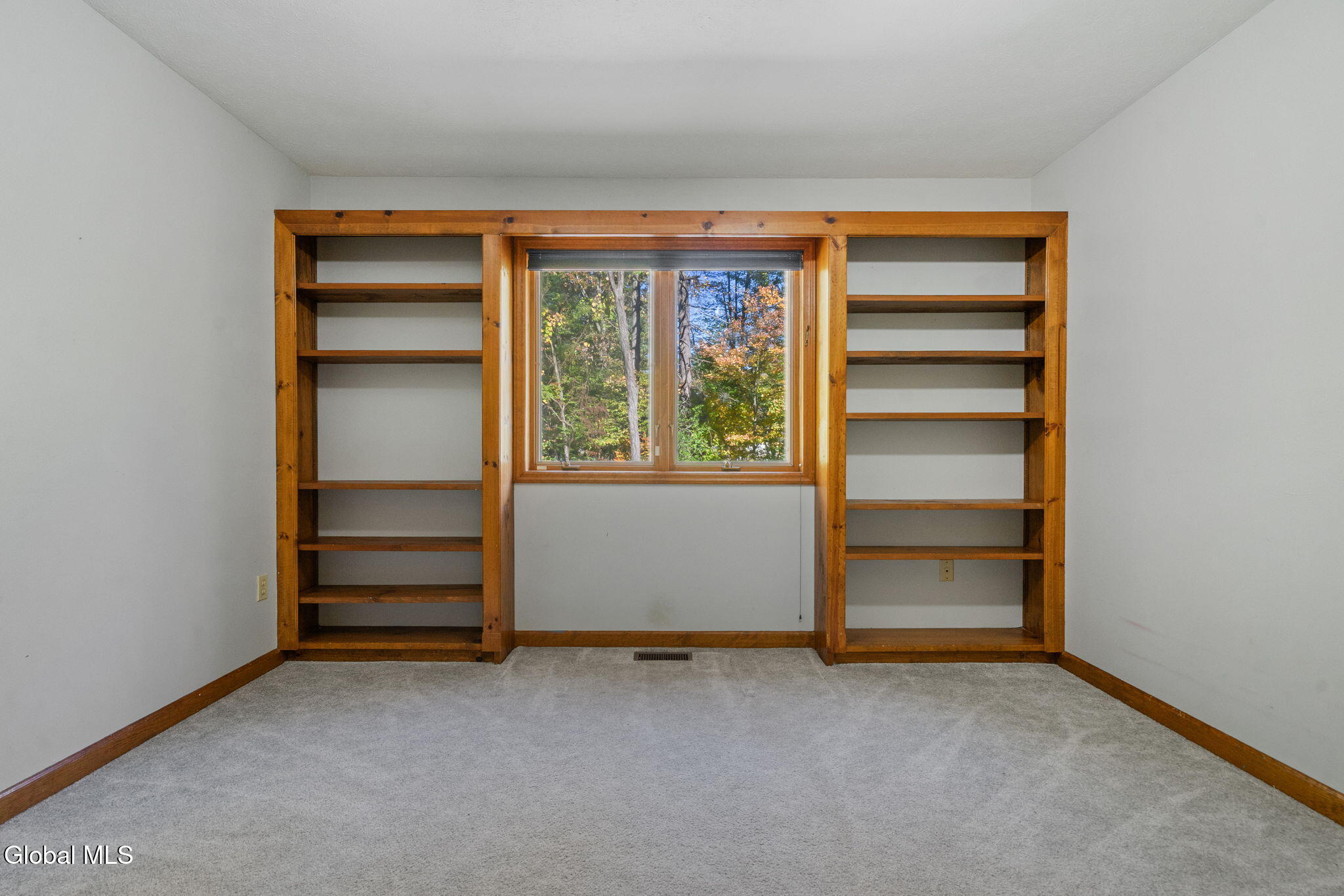 99 Boyack Road Clifton Park, NY 12065 - Photo 35 of 66 IMG_1607