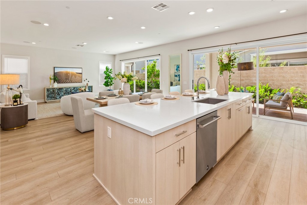 181 Mulberry Lake Forest, CA 92630 - Photo 11 of 46