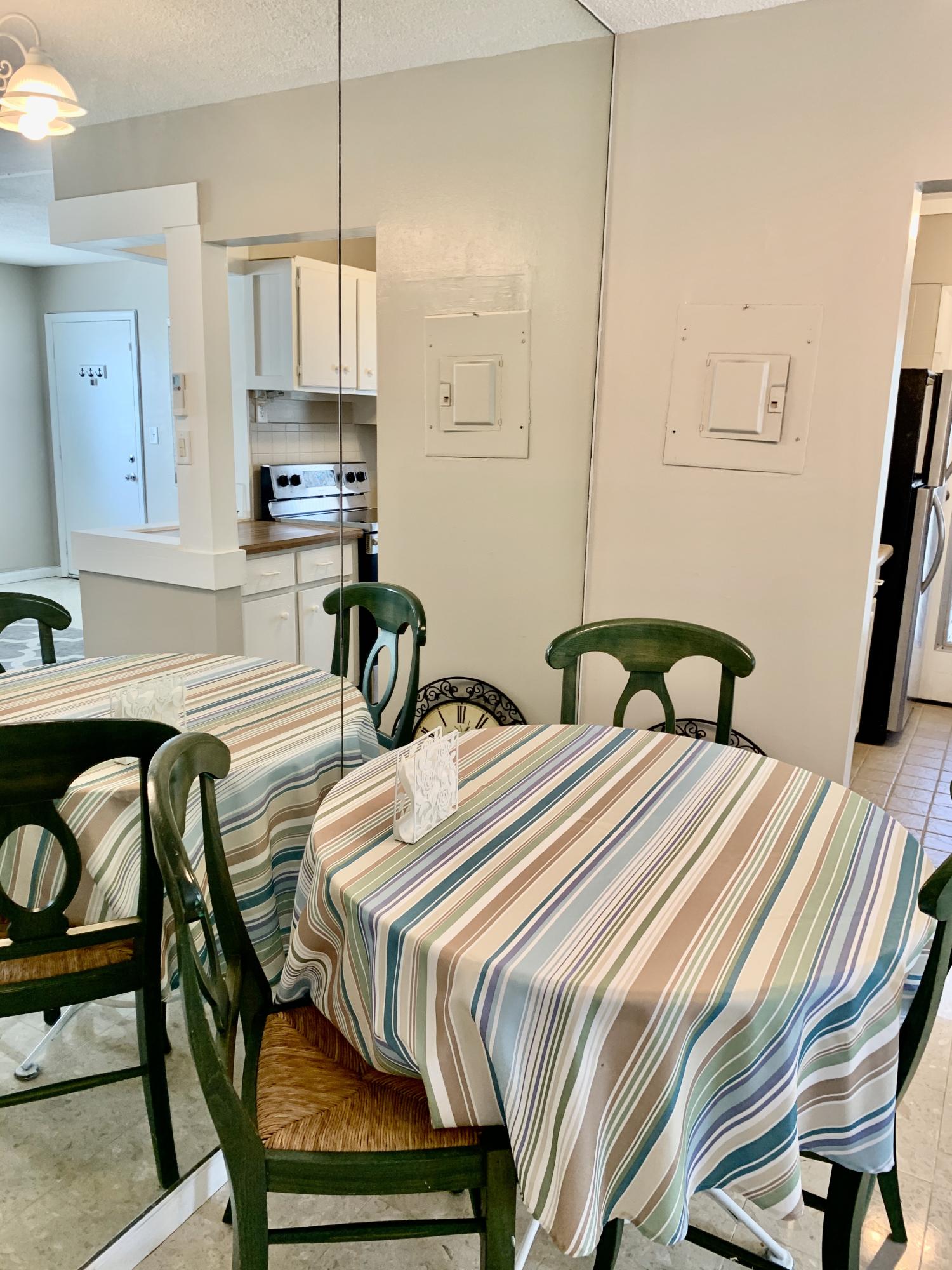 3600 North Ocean Drive, Unit 110 Riviera Beach, FL 33404 - Photo 19 of 51 Dining Room