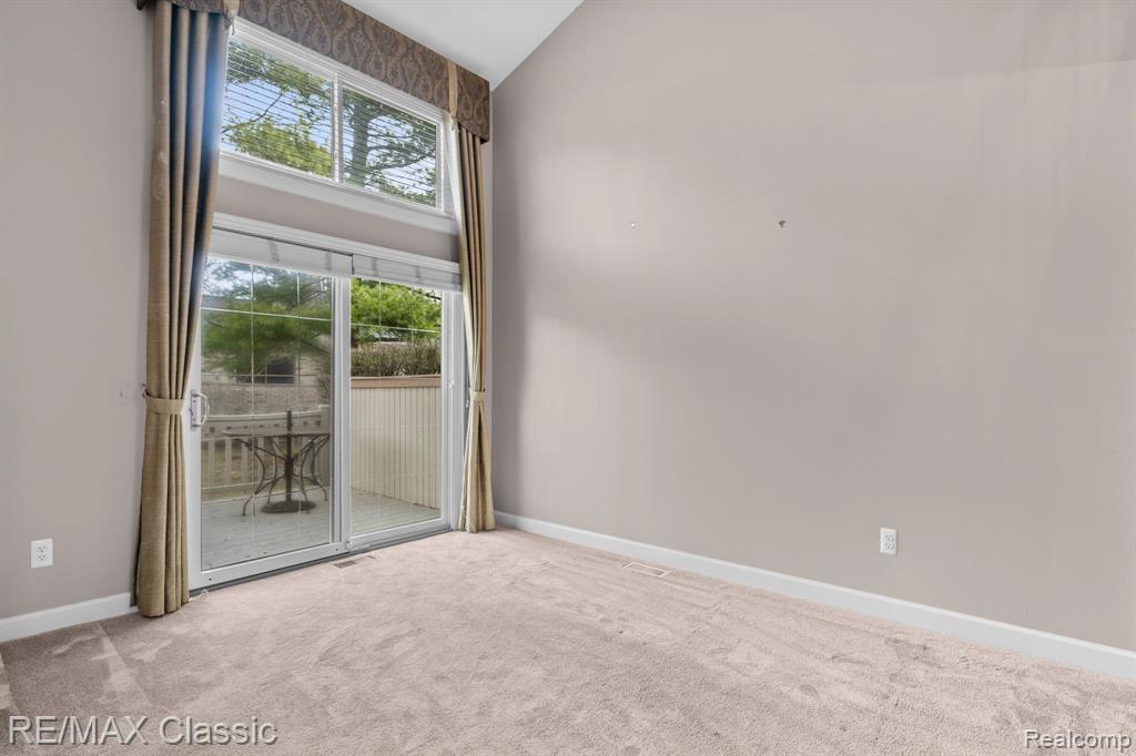 23127 Farmington Road Farmington, MI 48336 - Photo 15 of 51 Gallery Image 15