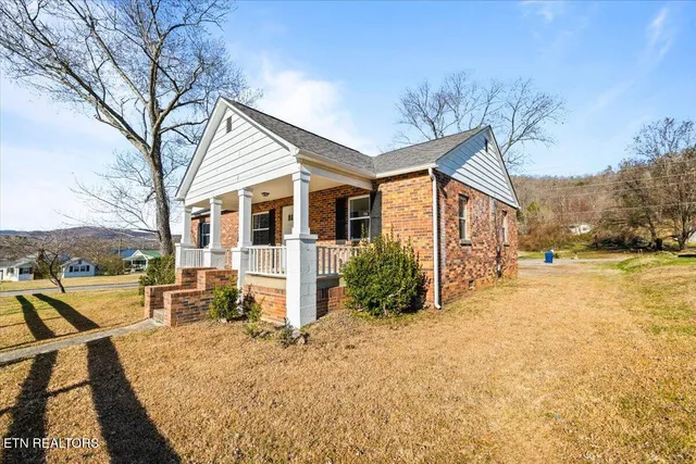 $265,000 | 1171 5th Street, Jellico, TN 37762