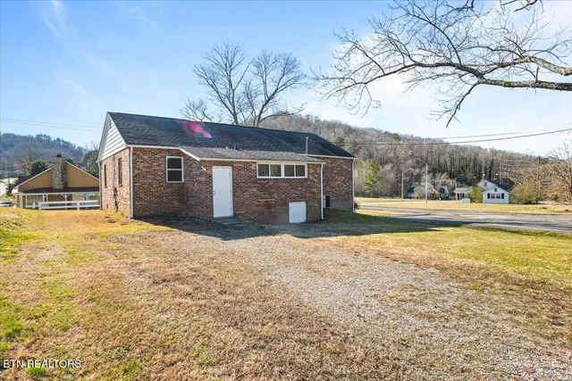 $265,000 | 1171 5th Street, Jellico, TN 37762