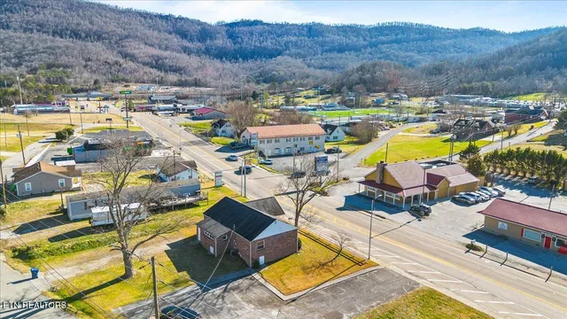 $265,000 | 1171 5th Street, Jellico, TN 37762
