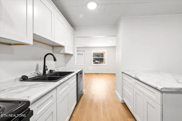 $265,000 | 1171 5th Street, Jellico, TN 37762