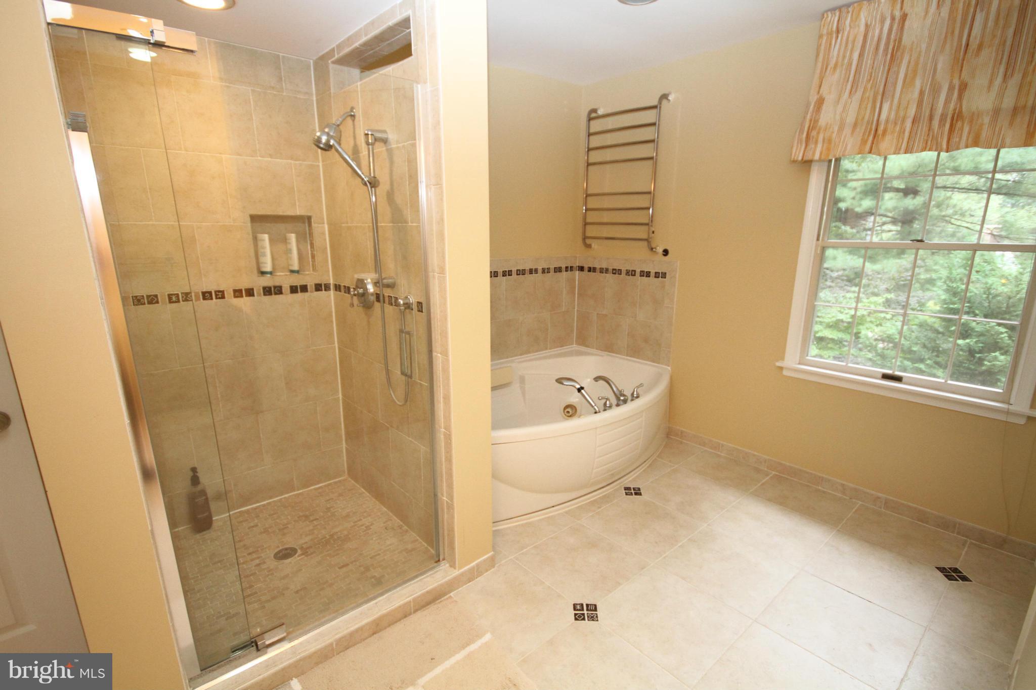 1240 Colonial Road McLean, VA 22101 - Photo 8 of 29 Bedroom (Master)