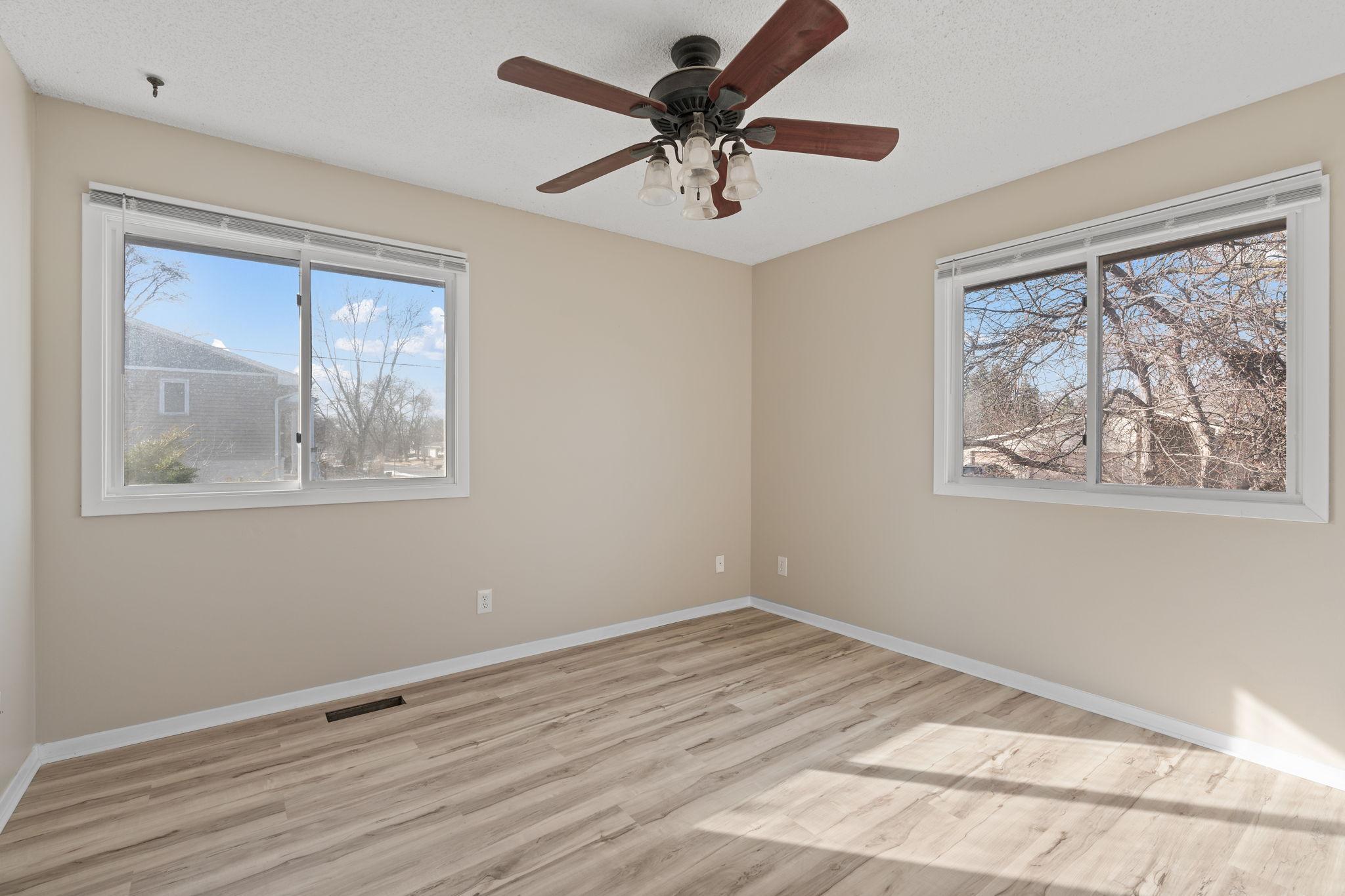 2298 Clark Street Eagan, MN 55122 - Photo 16 of 34