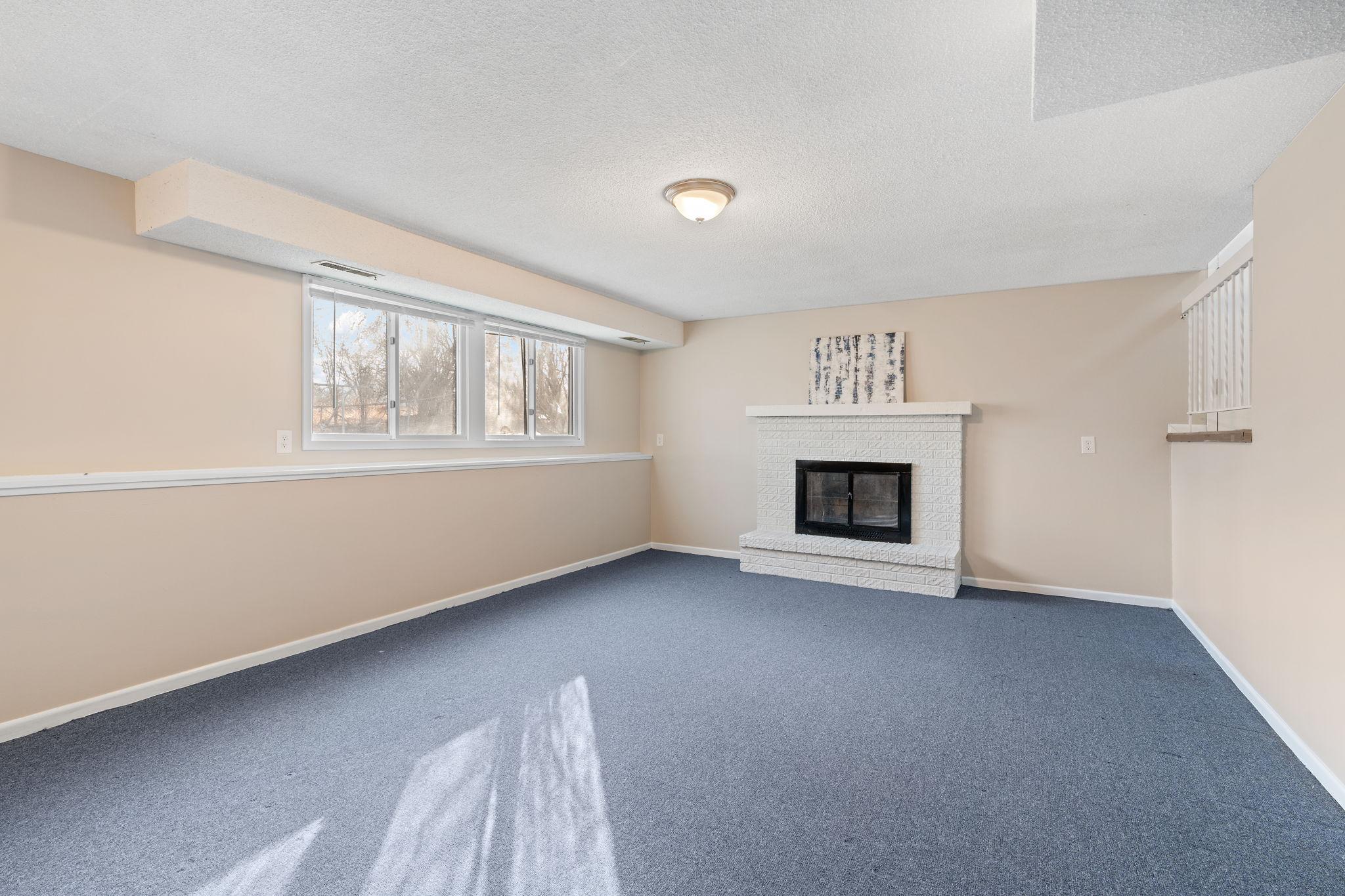 2298 Clark Street Eagan, MN 55122 - Photo 22 of 34