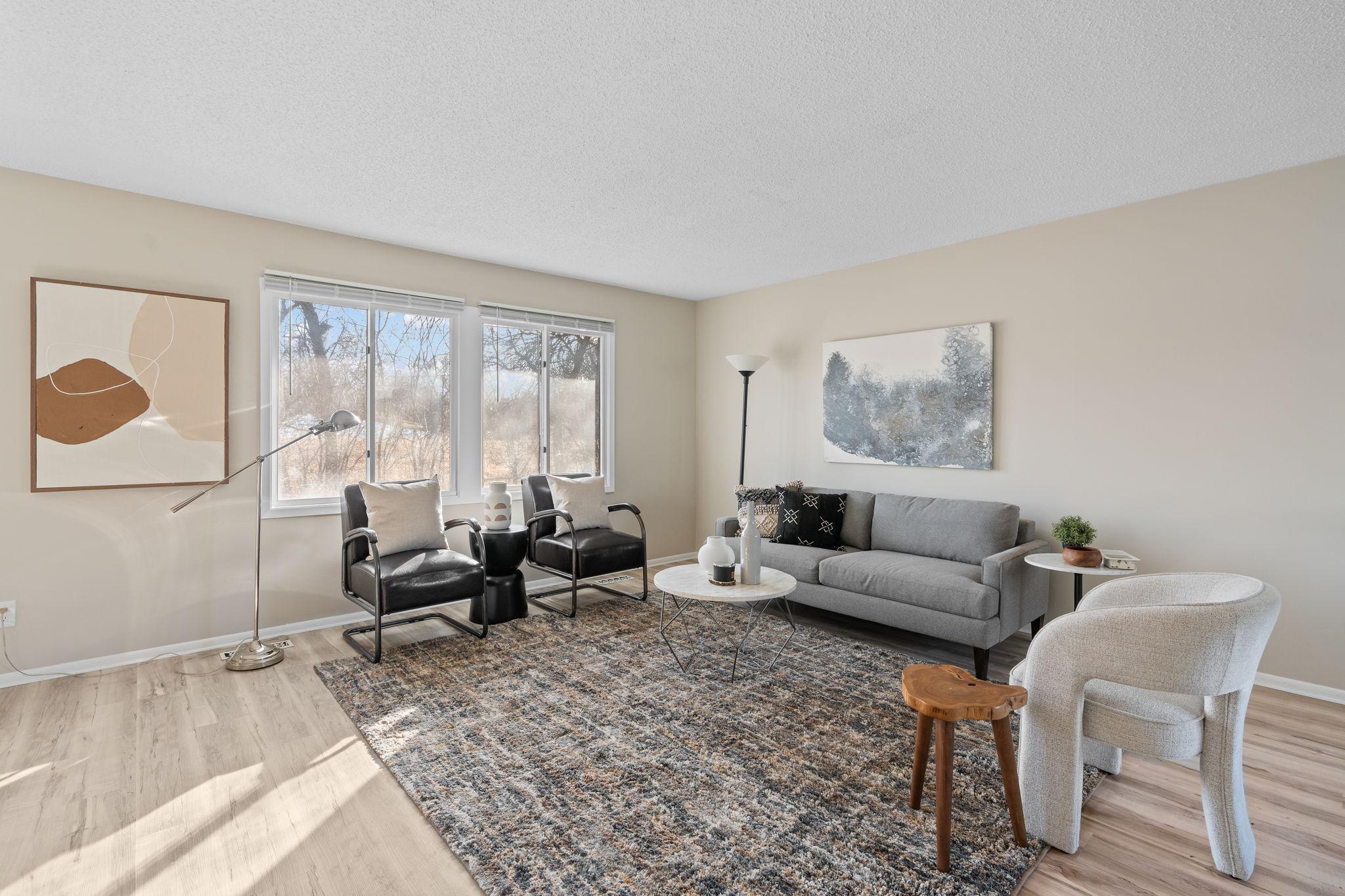 2298 Clark Street Eagan, MN 55122 - Photo 3 of 34