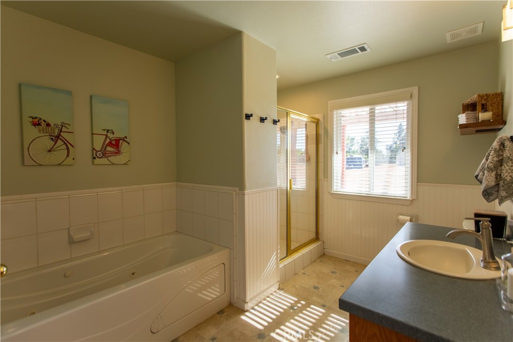 14304 Huntington Road Madera, CA 93636 - Photo 17 of 44