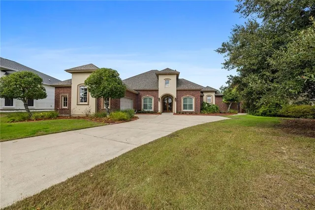 $789,000 | 24196 Snowy Egret Cove, Springfield, LA 70462