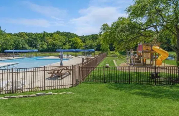 $125,000 | 34 Montego Colony Street, Unit 1, Fox Lake, IL 60020