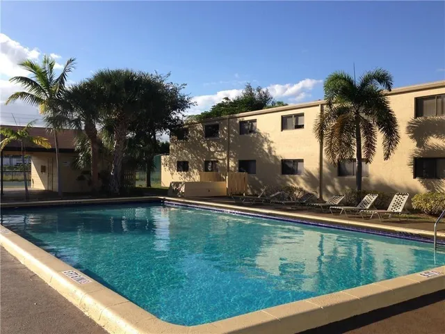 $1,850 | 1125 South Flagler Avenue, Unit 510, Pompano Beach, FL 33060
