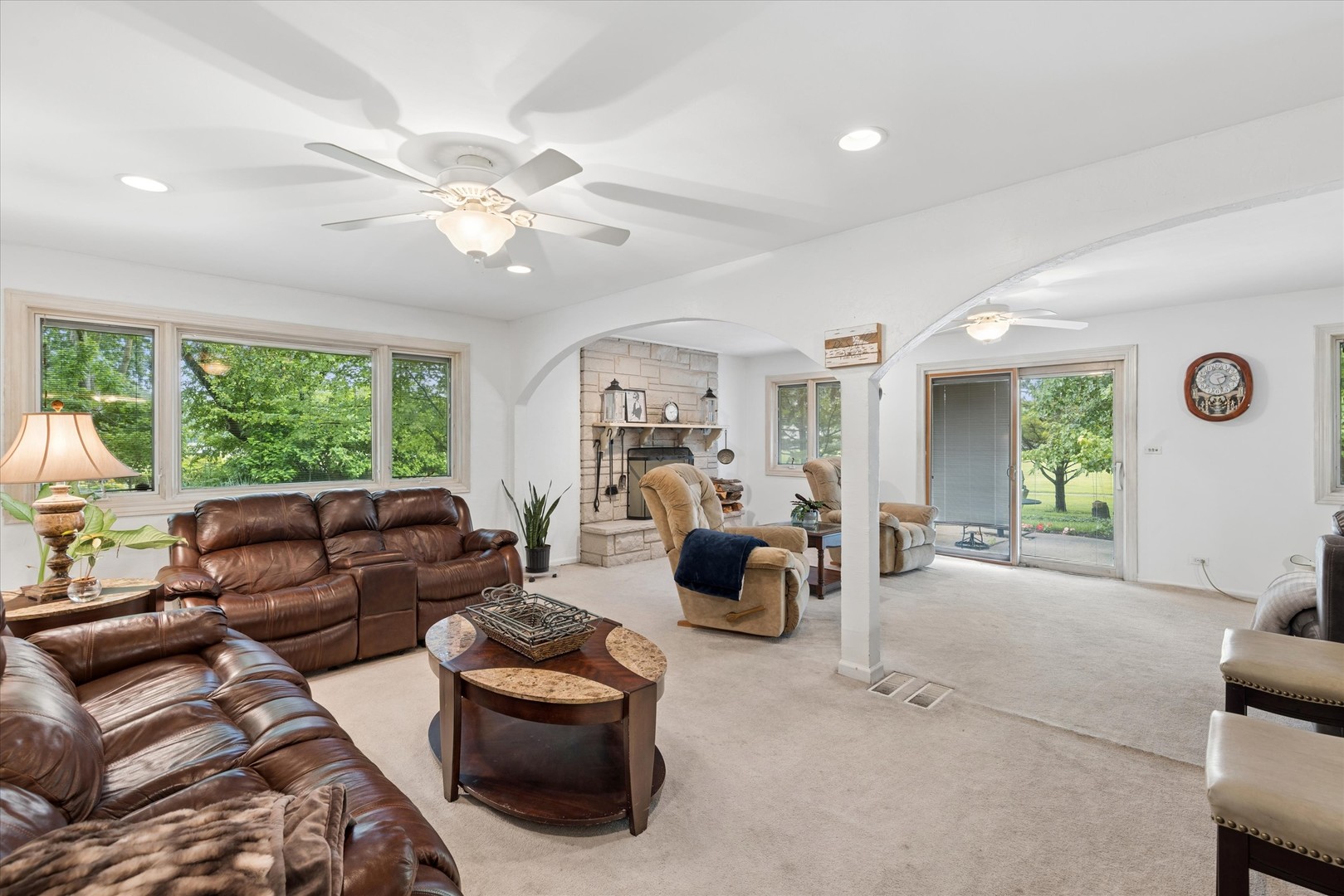 459 West Millers Road Des Plaines, IL 60016 - Photo 4 of 18