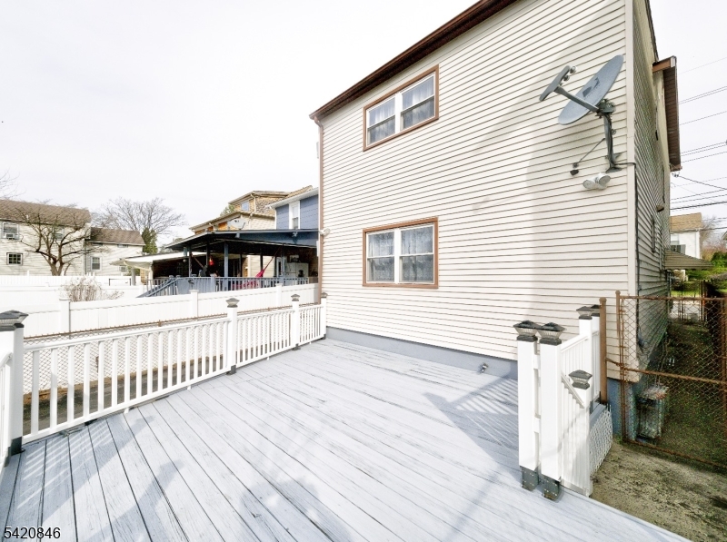 32 Montgomery Street Bloomfield, NJ 07003 - Photo 14 of 41