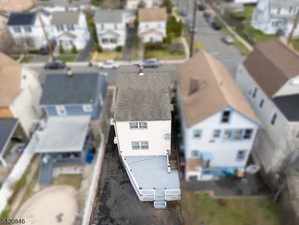 $479,999 | 32 Montgomery Street, Bloomfield, NJ 07003
