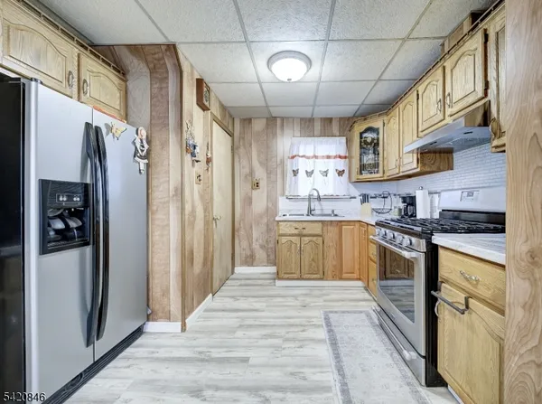 $479,999 | 32 Montgomery Street, Bloomfield, NJ 07003