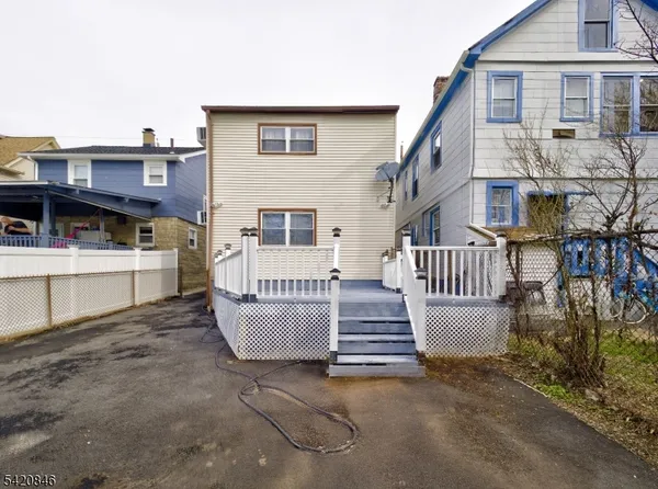 $479,999 | 32 Montgomery Street, Bloomfield, NJ 07003