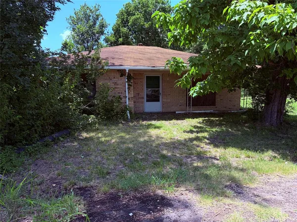 $65,000 | 690 County Road, Brookston, TX 75421