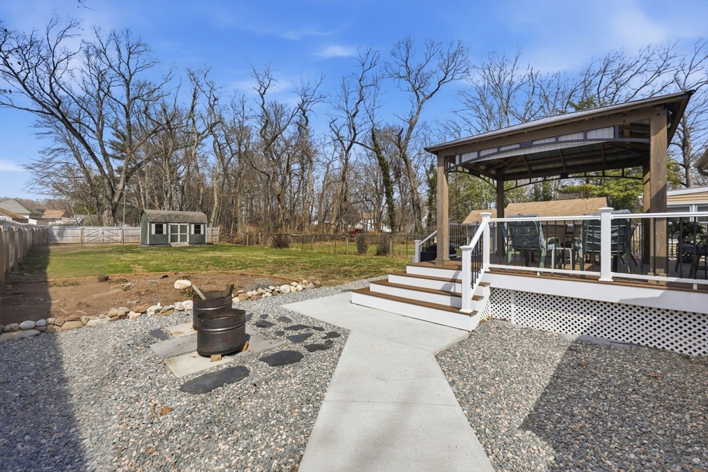 15 Granger Place West Springfield, MA 01089 - Photo 5 of 42