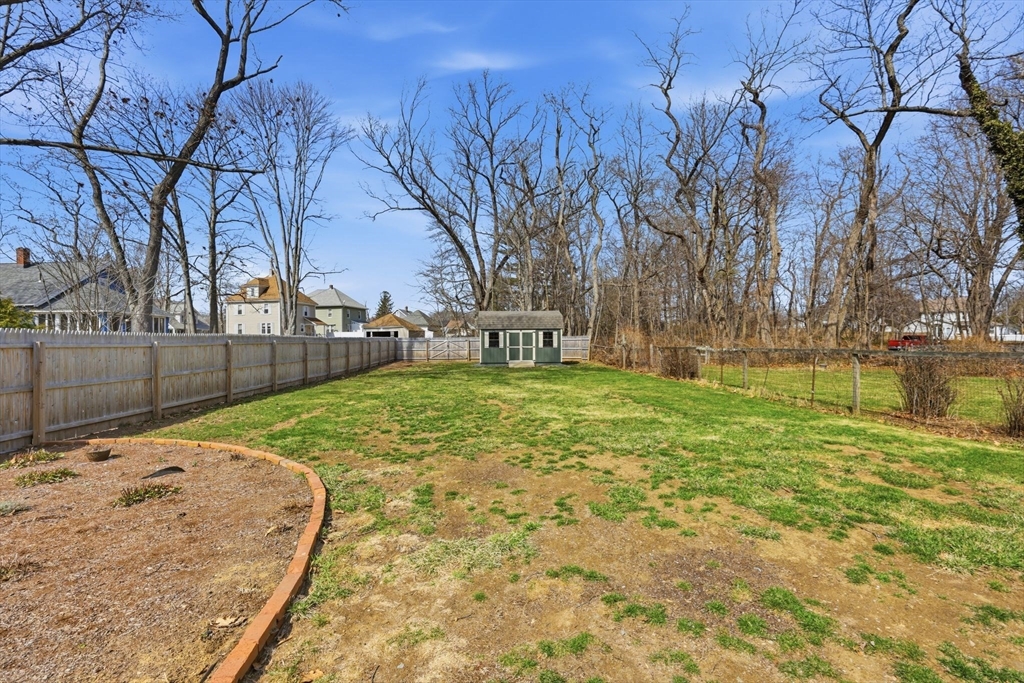 15 Granger Place West Springfield, MA 01089 - Photo 7 of 42