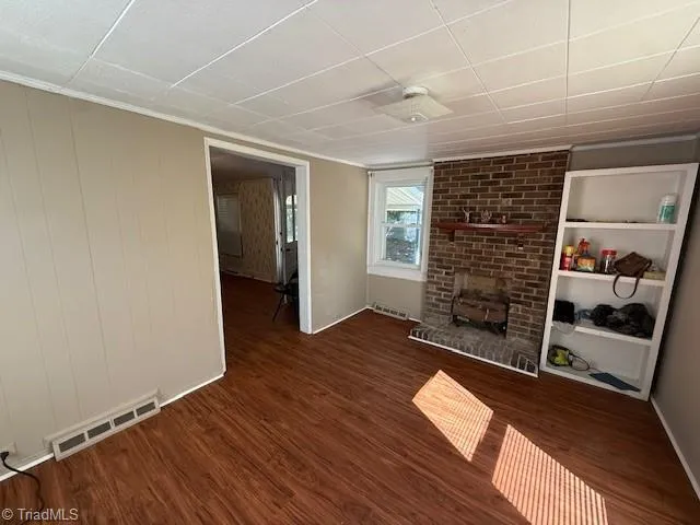 $1,300 | 713 Montgomery Street, Reidsville, NC 27320