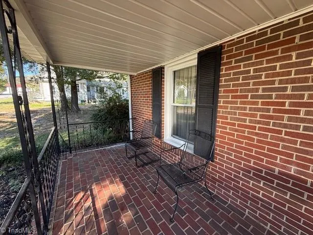 $1,300 | 713 Montgomery Street, Reidsville, NC 27320