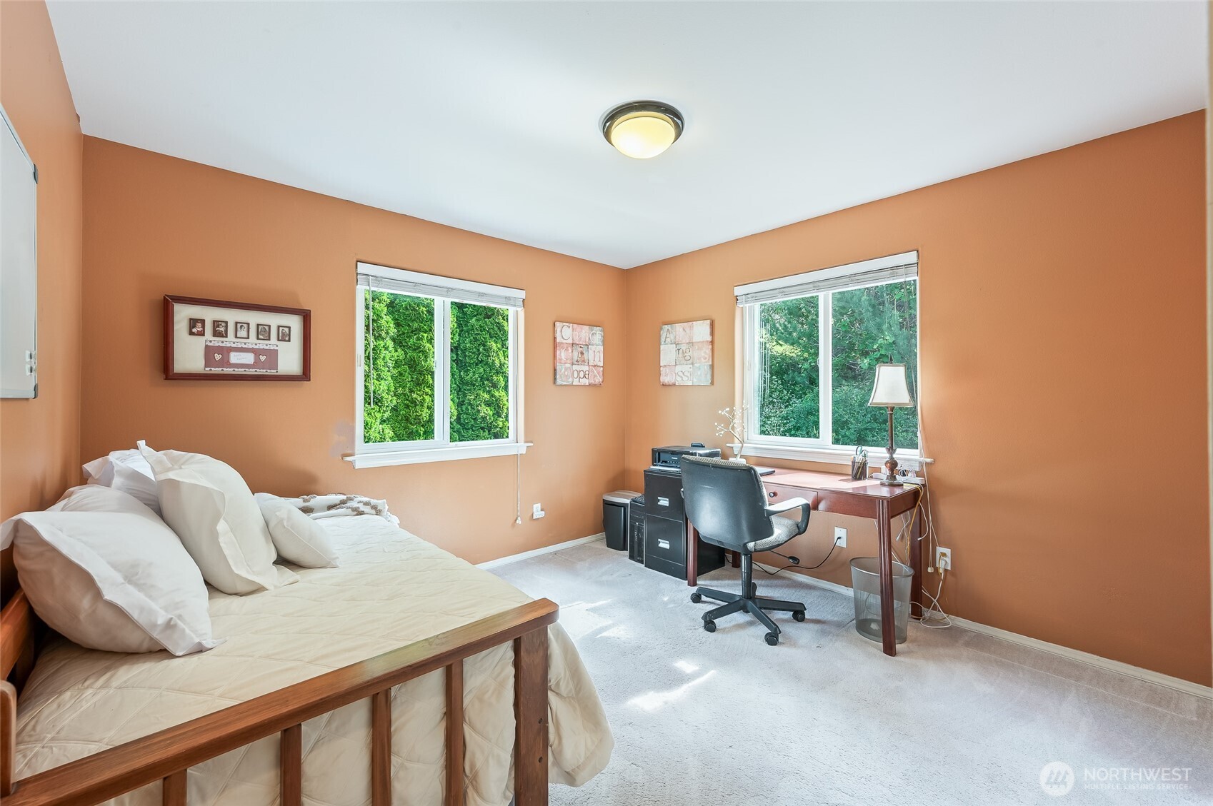 316 Easy Street Wenatchee, WA 98801 - Photo 14 of 39 a bedroom with a bed and a window