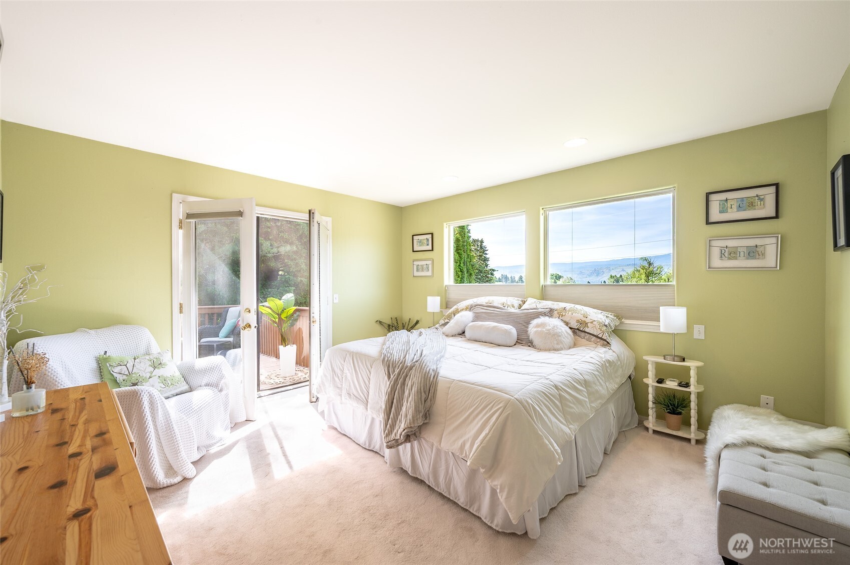316 Easy Street Wenatchee, WA 98801 - Photo 9 of 39 a bedroom with a bed and large window