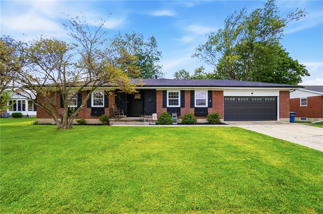 301 Arlington Road Brookville, OH 45309 - Photo 3 of 47