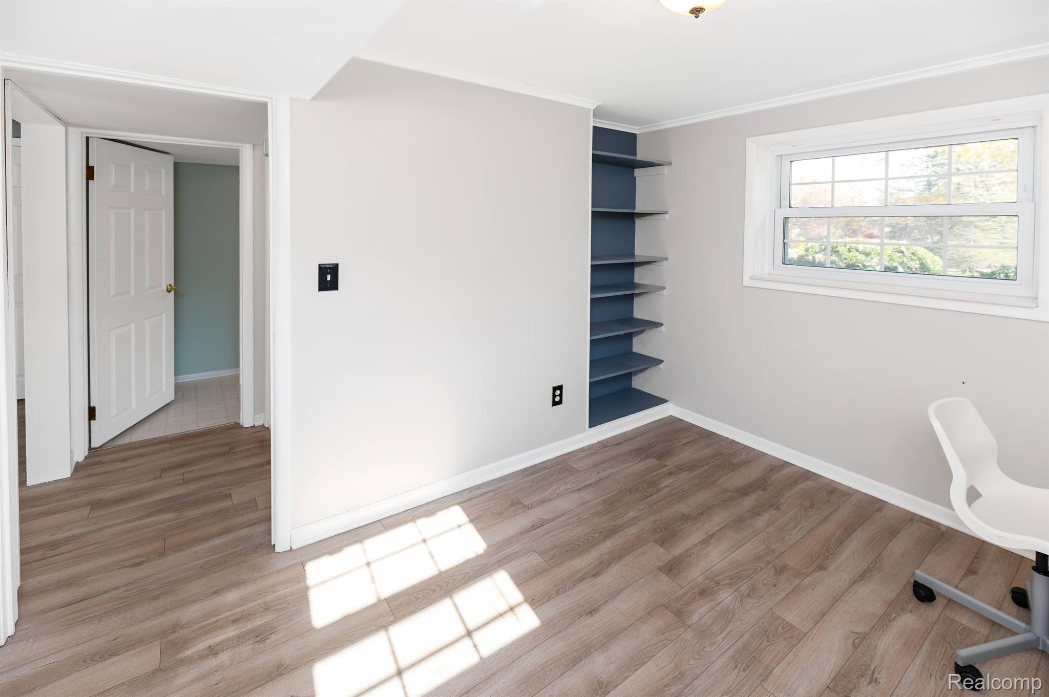 373 Bellarmine Drive Rochester, MI 48309 - Photo 13 of 15 Office or Flex Space on Lower Level