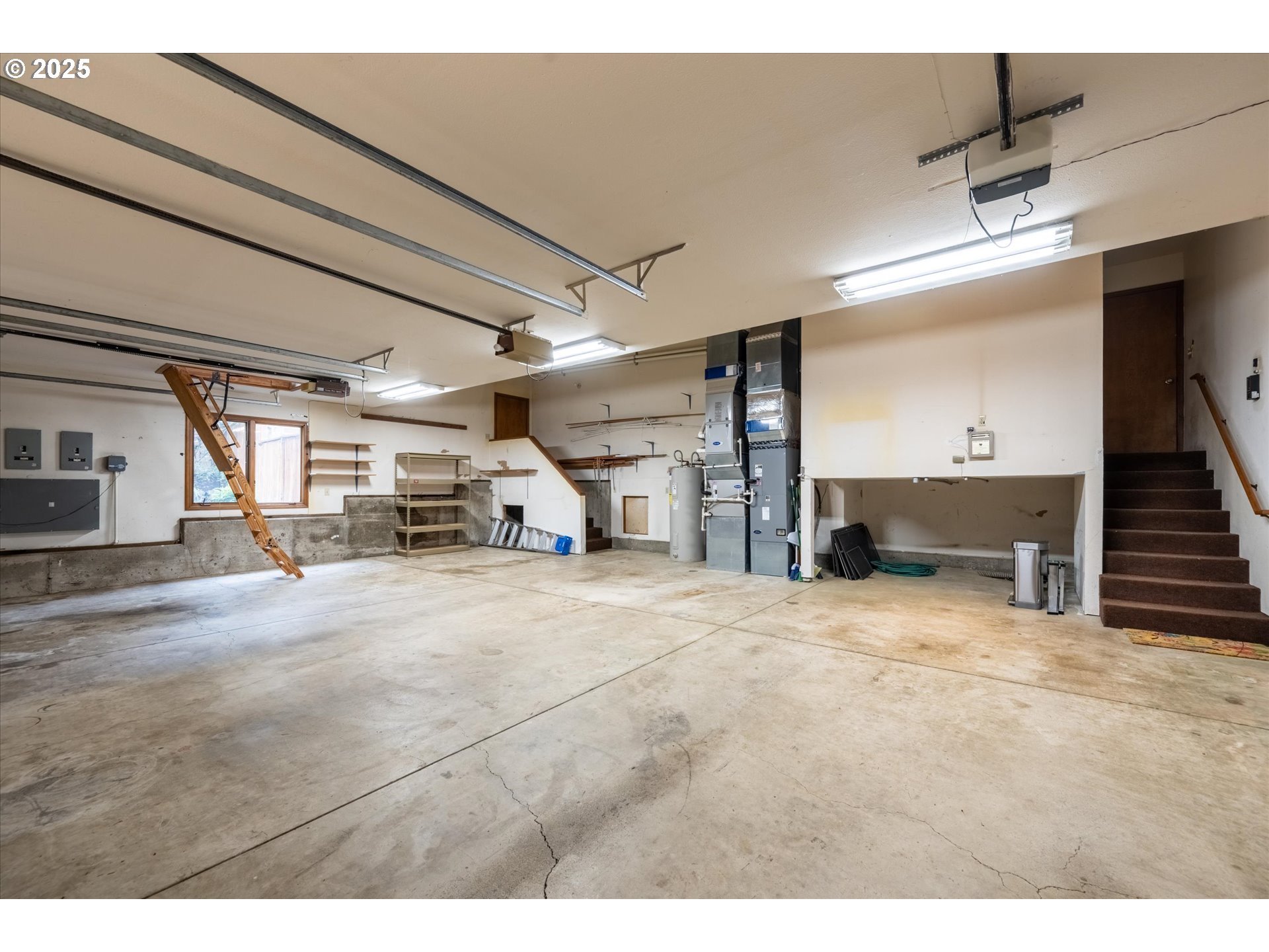 5159 Solar Heights Drive Eugene, OR 97405 - Photo 40 of 47