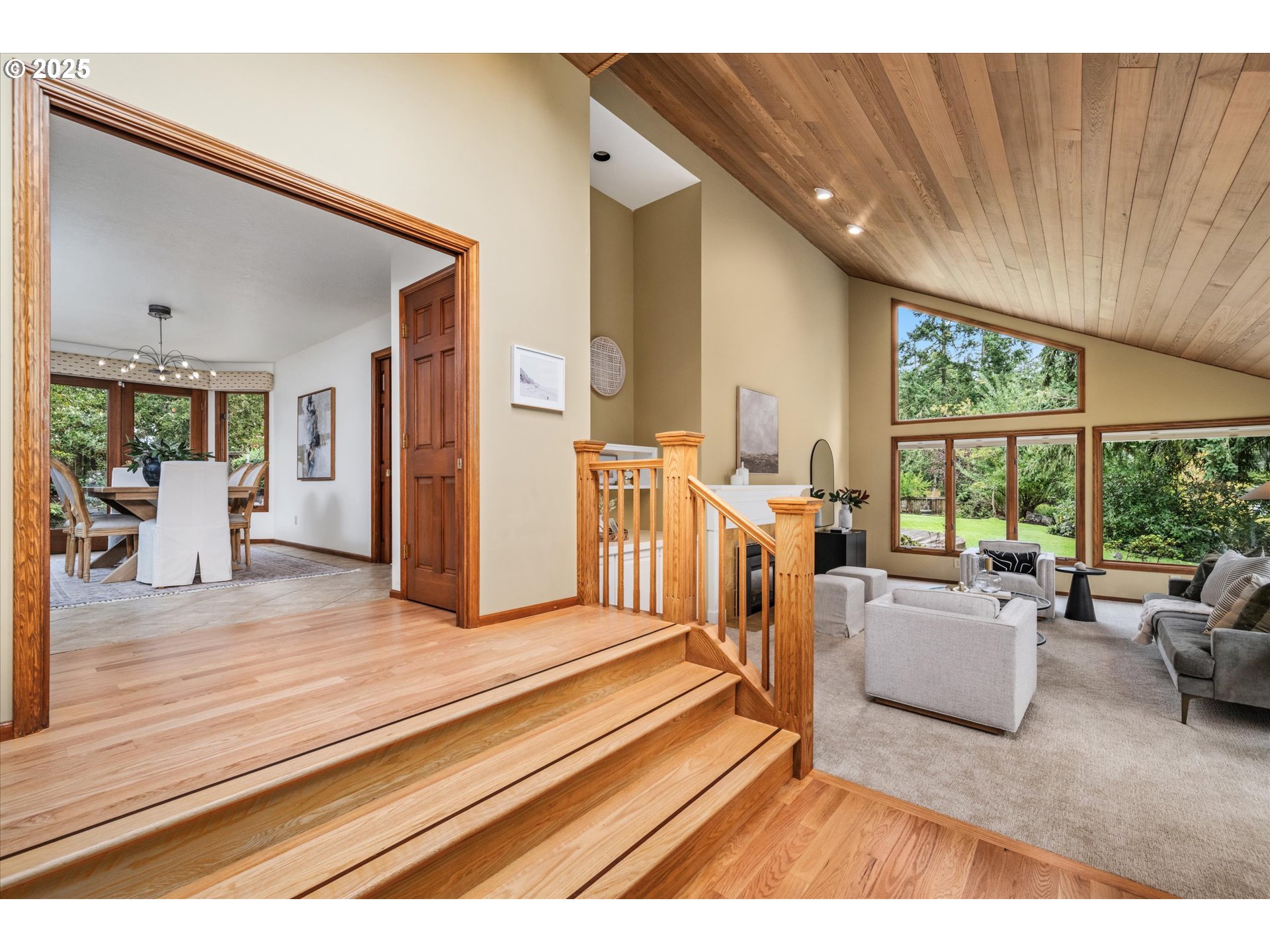 5159 Solar Heights Drive Eugene, OR 97405 - Photo 4 of 47