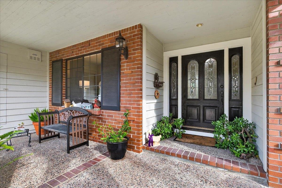 28 Harrington Road Moraga, CA 94556 - Photo 2 of 44