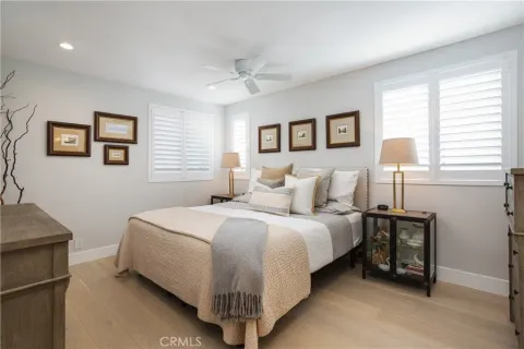 $2,545,000 | 410 Poinsettia Avenue, Corona del Mar, CA 92625