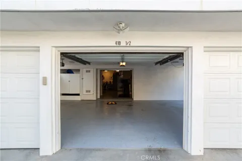 $2,545,000 | 410 Poinsettia Avenue, Corona del Mar, CA 92625