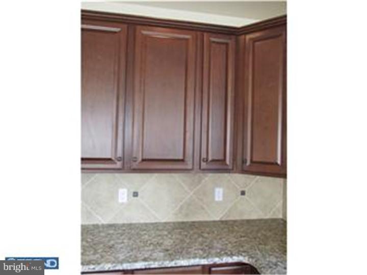 51 Montclaire Road Medford, NJ 08055 - Photo 6 of 11 Gallery Image 6