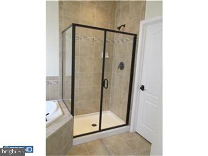 51 Montclaire Road Medford, NJ 08055 - Photo 9 of 11 Master Bathroom