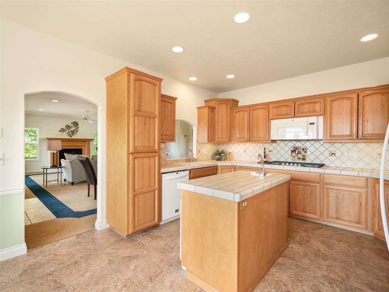 4015 East Jamieson Road Spokane, WA 99223 - Photo 6 of 20