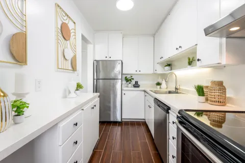 $588,000 | 800 North Delaware Street, Unit 310, San Mateo, CA 94401