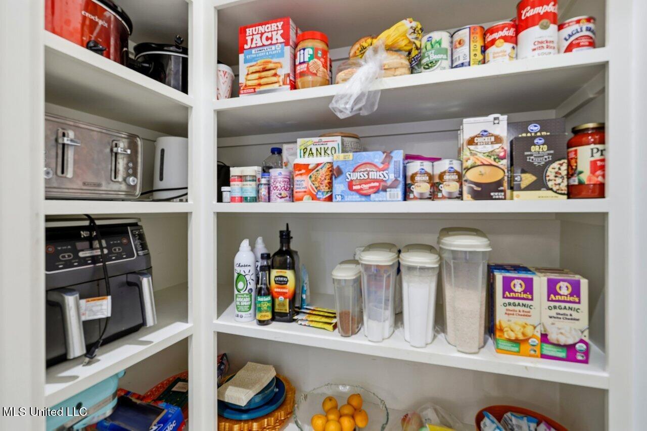 246 Arbor Trail Brandon, MS 39047 - Photo 18 of 40 246 Arbor Trail Home Tours MS 18