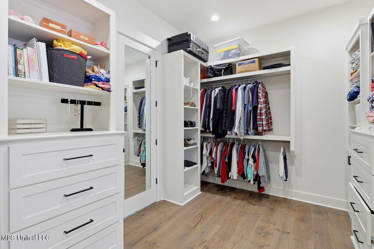 246 Arbor Trail Brandon, MS 39047 - Photo 25 of 40 246 Arbor Trail Home Tours MS 28