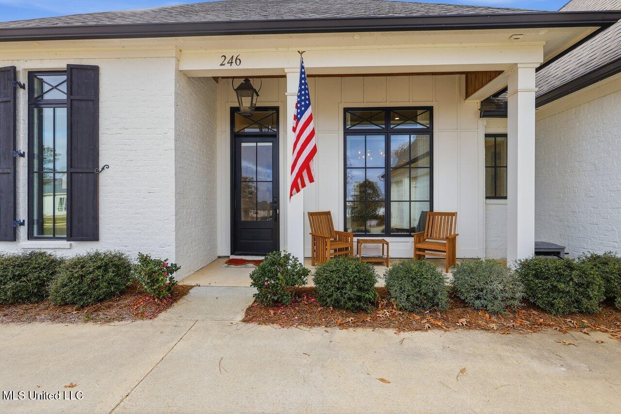 246 Arbor Trail Brandon, MS 39047 - Photo 3 of 40 246 Arbor Trail Home Tours MS 3