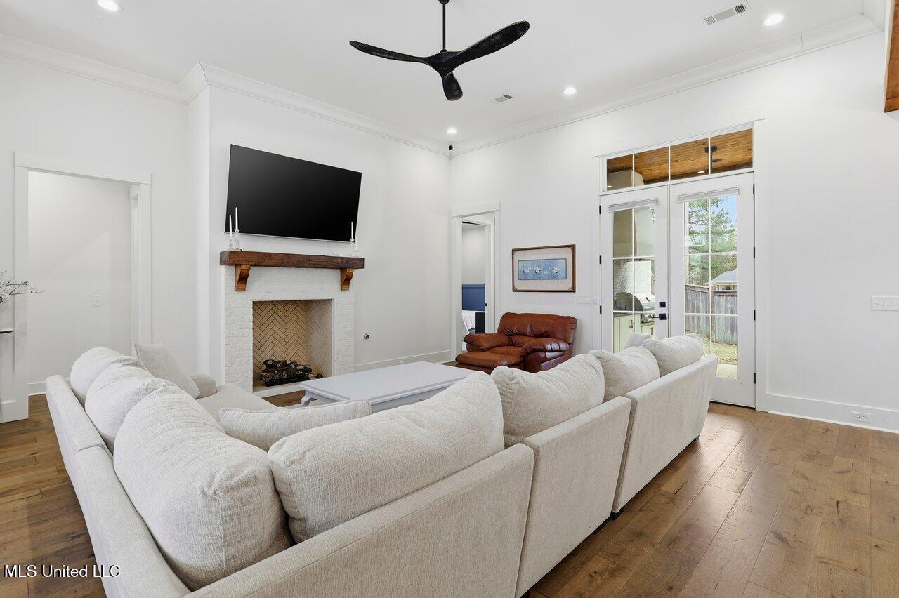 246 Arbor Trail Brandon, MS 39047 - Photo 5 of 40 246 Arbor Trail Home Tours MS 5