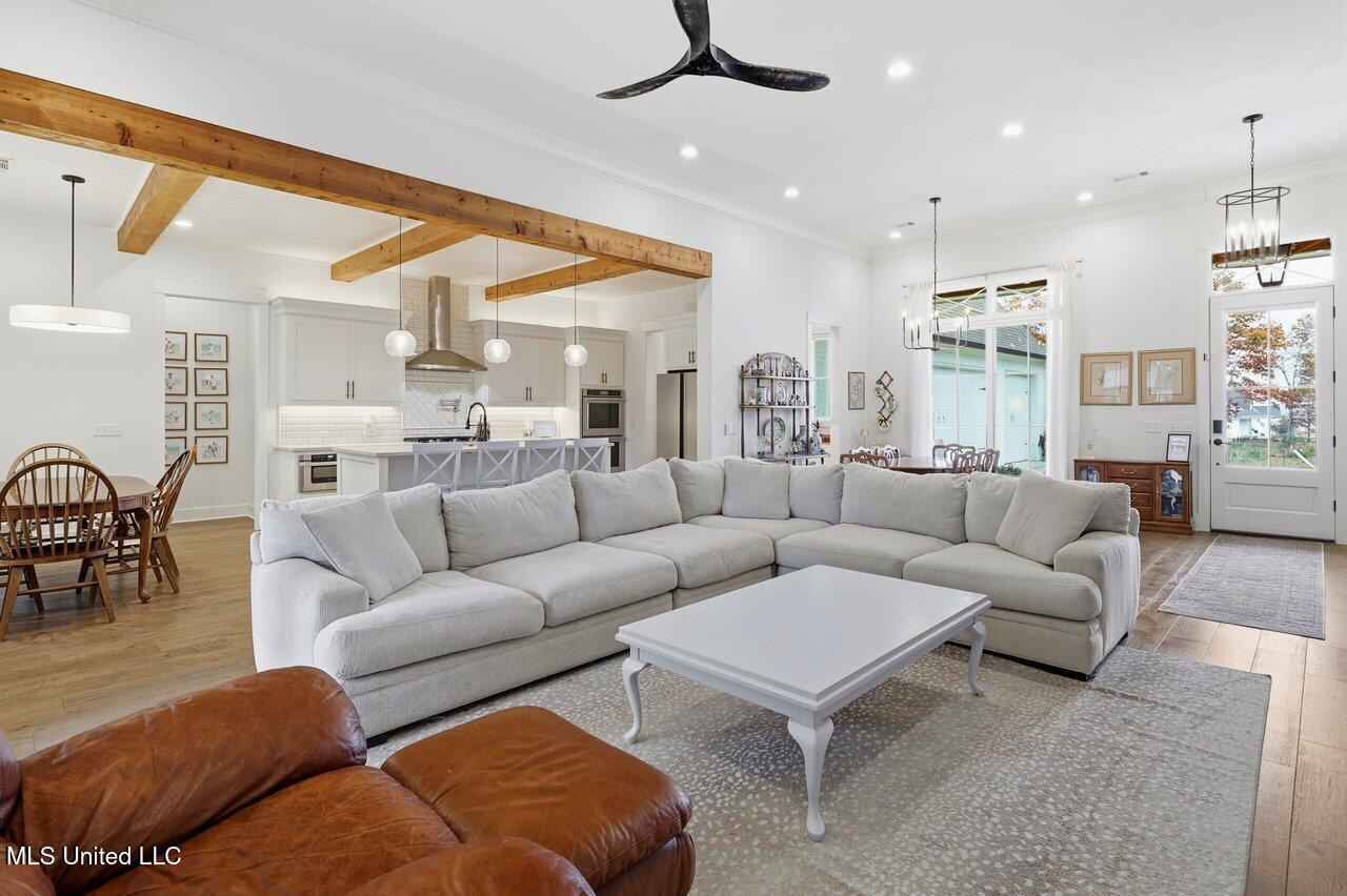 246 Arbor Trail Brandon, MS 39047 - Photo 6 of 40 246 Arbor Trail Home Tours MS 6