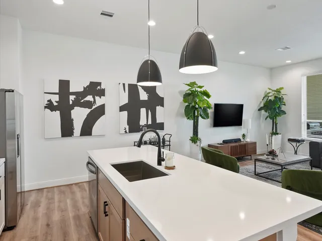 $427,500 | 4829 Broom Street, Houston, TX 77092