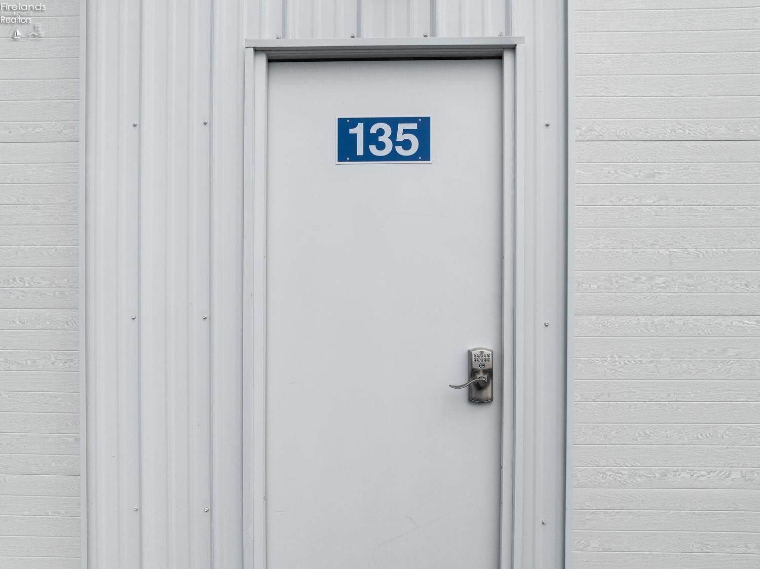 780 Southeast Catawba Road, Unit 135 Port Clinton, OH 43452 - Photo 4 of 15 Gallery Image 4