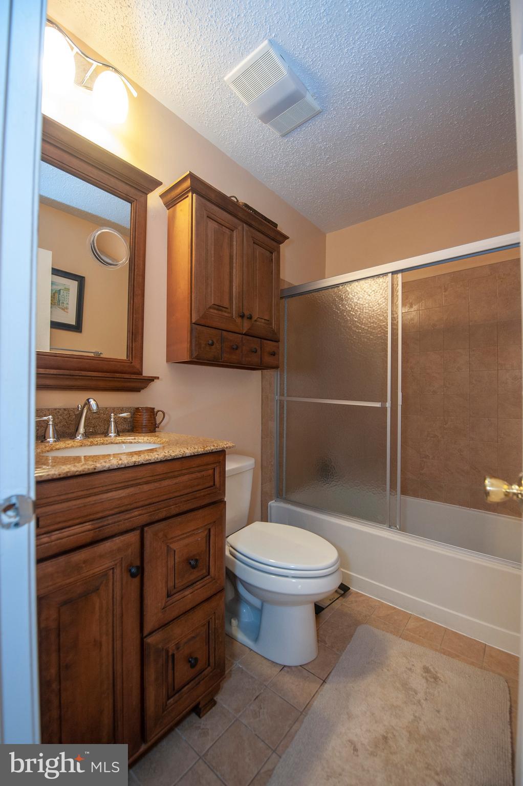 7 Rampart Drive Chesterbrook, PA 19087 - Photo 20 of 28 Second Bedroom with Full Bath