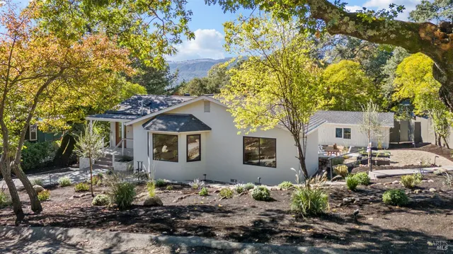$1,399,000 | 17285 Hillcrest Avenue, Sonoma, CA 95476